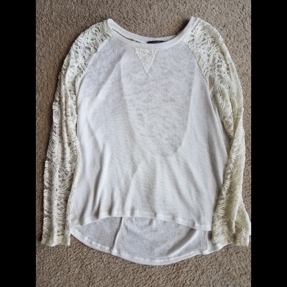 NWOT- Almost Famous Top
